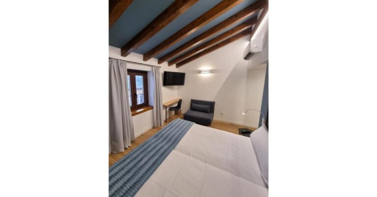 Hostal La Rua Estella Camino de Santiago Frances 4 768x403