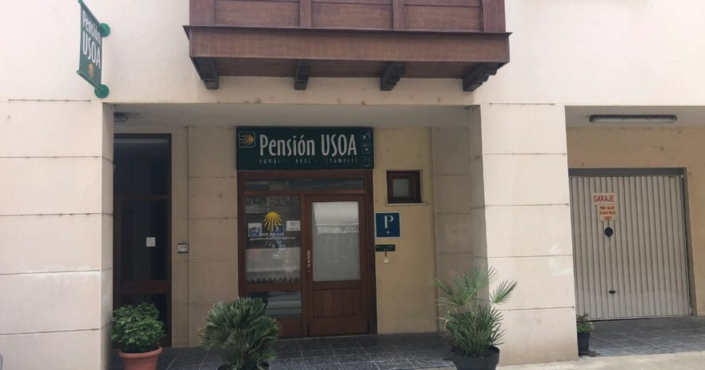 Pension USOA Zubiri Camino de Santiago Frances 1024x538