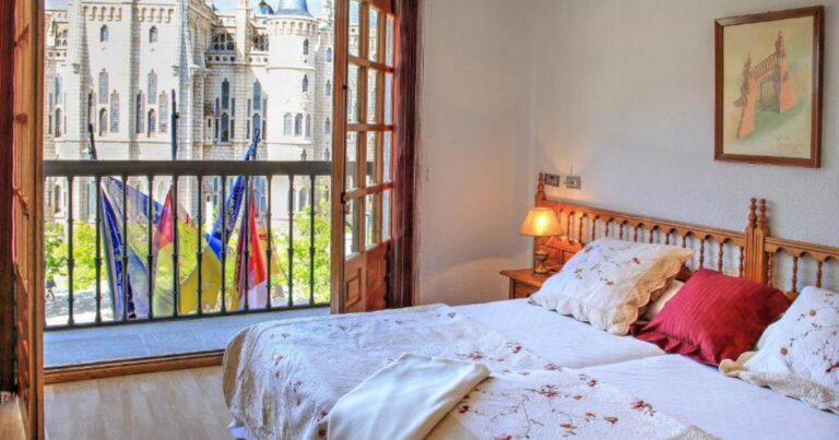 Hotel Gaudi Astorga Camino de Santiago Frances 4 768x403