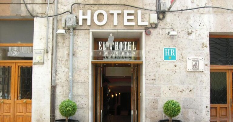 Hotel Jacobeo Burgos Camino de Santiago Frances 1 768x403