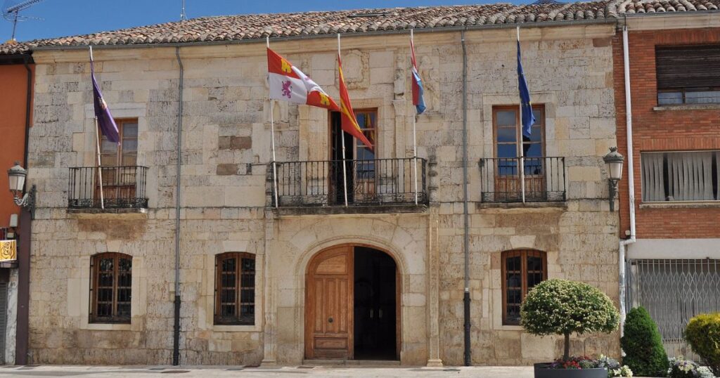 Casa Consistorial Melgar de Fernamental Camino de Santiago Frances 1024x538