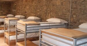 albergue obradoiro sarria 06 300x158