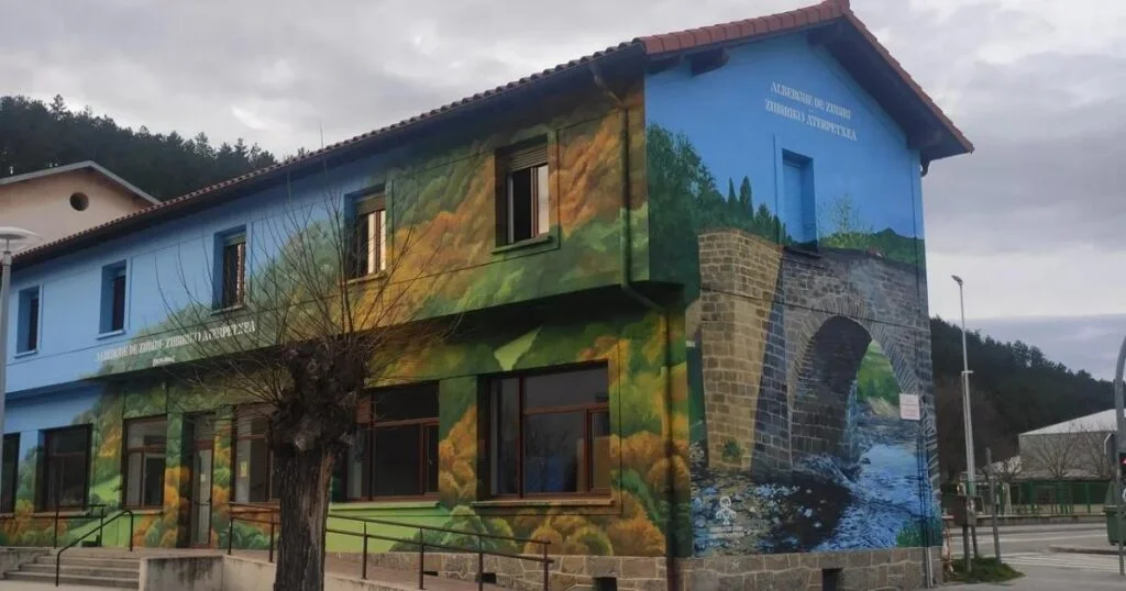Albergue Municipal de Zubiri Camino de Santiago Frances 1024x538
