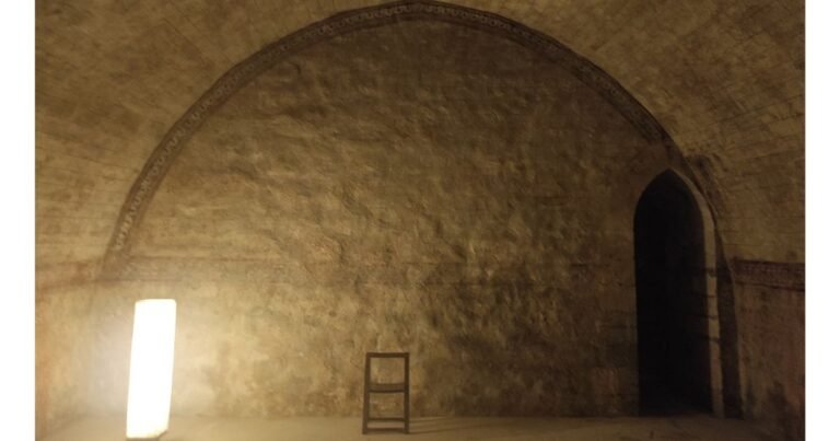 Cripta de la Colegiata de Roncesvalles Camino de Santiago Frances 1 768x403