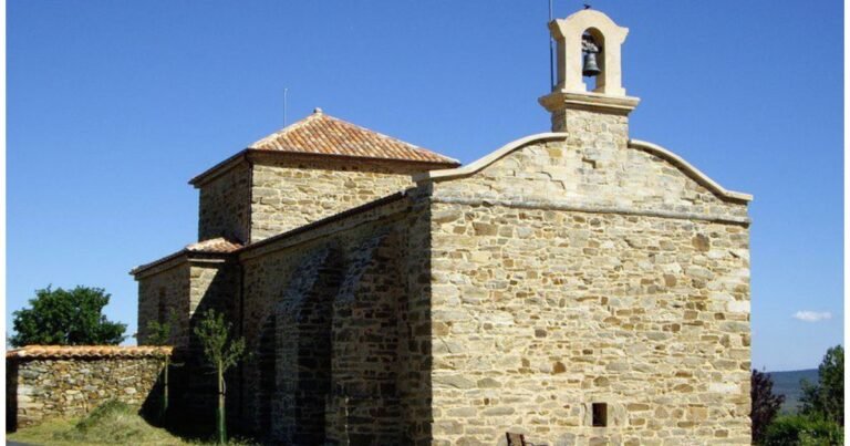 Ermita de la Vera Cruz Camino de Santiago Frances 768x403