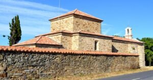 Ermita de la Vera Cruz Camino de Santiago Frances 2 300x158