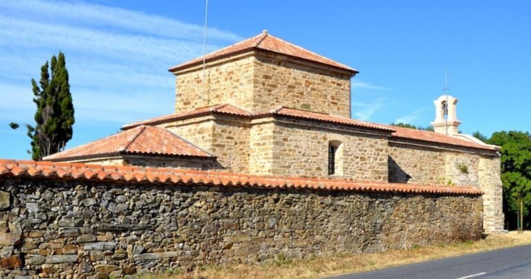 Ermita de la Vera Cruz Camino de Santiago Frances 2 768x403