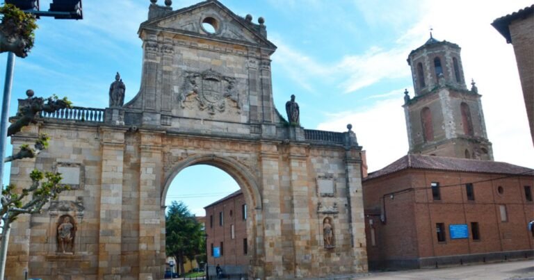 Monasterio Real de San Benito de Sahagun Camino de Santiago Frances 768x403