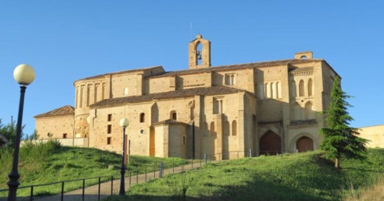 Santuario de la Virgen Peregrina Camino de Santiago Frances 2 768x403