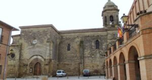 Albergue Parroquial San Juan Bautista Camino de Santiago Frances 2 300x158