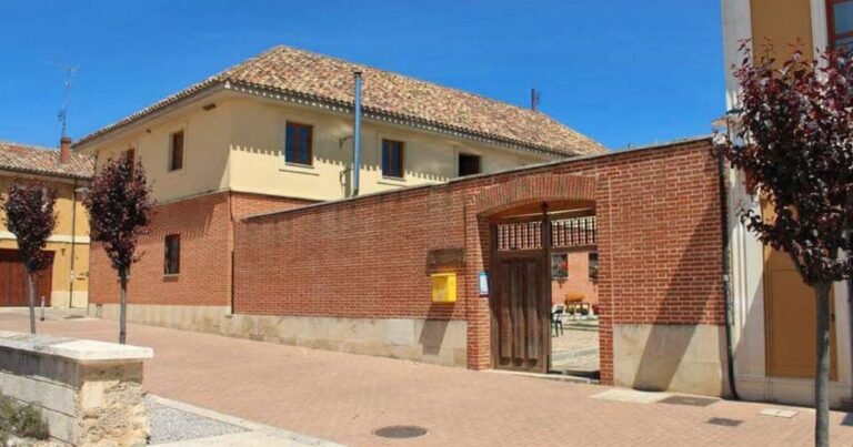 Albergue Municipal de Fromista Camino de Santiago Frances 768x403