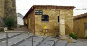 Albergue Municipal de Hornillos del Camino Camino de Santiago Frances 300x158