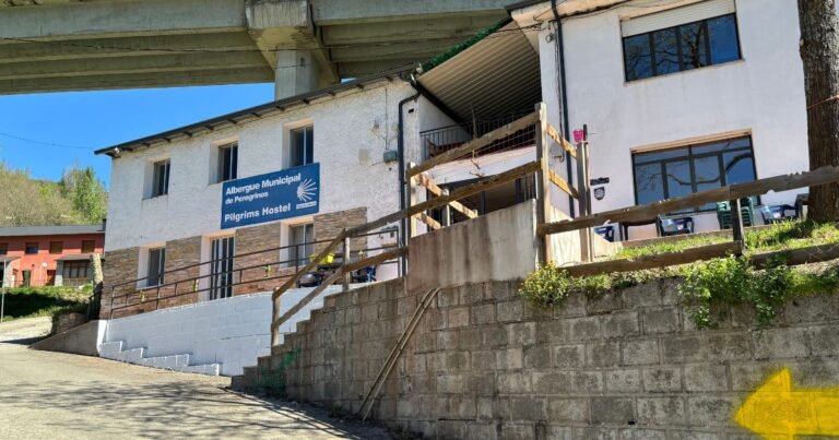 Albergue Municipal de Vega de Valcarce Camino de Santiago Frances 768x403