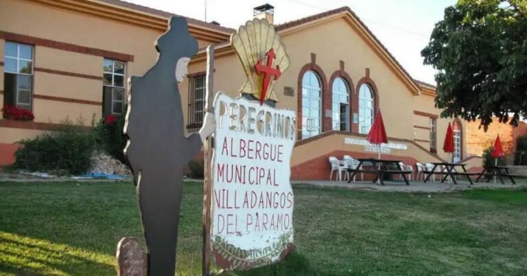 Albergue Municipal de Villadangos del Paramo Camino de Santiago Frances 768x403