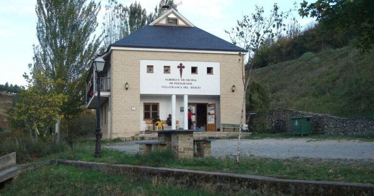 Albergue Municipal de Villafranca del Bierzo Camino de Santiago Frances 768x403