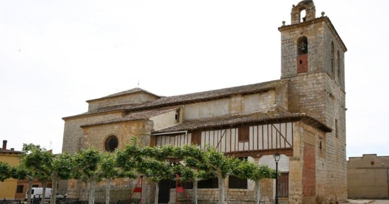 Iglesia de San Pedro Itero de la Vega Camino de Santiago Frances 768x403