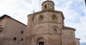 Iglesia del Santo Sepulcro Torres del Rio Camino de Santiago Frances 300x158