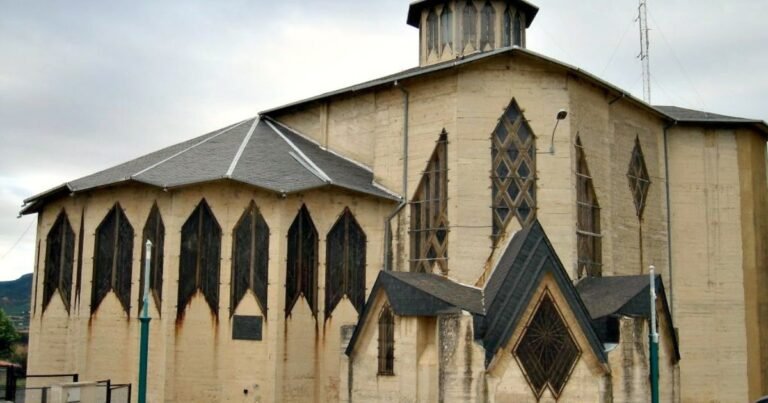 Basilica de Nuestra Senora del Puy Camino de Santiago Frances 2 768x403