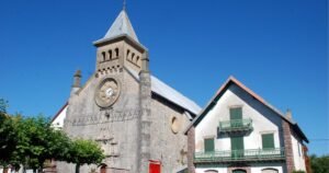 Iglesia de San Nicolas de Bari Burguete Camino de Santiago Frances 300x158