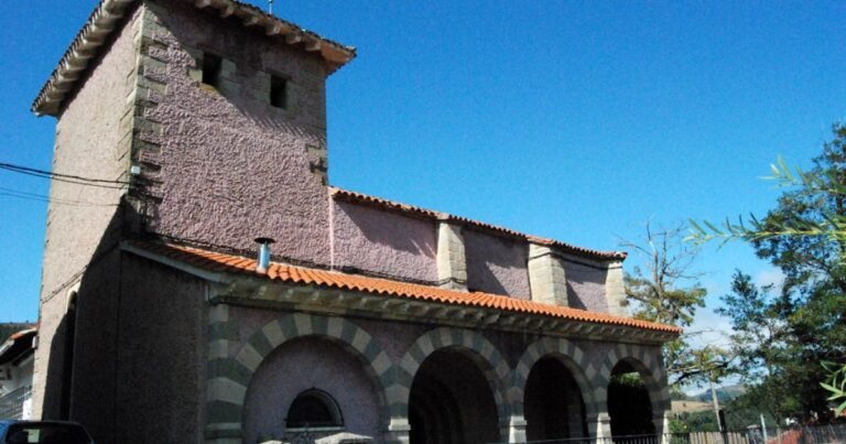 Iglesia de San Saturnino Linzoain Camino de Santiago Frances 768x403