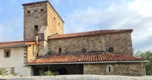 Iglesia de la Transfiguracion Camino de Santiago Frances 300x158