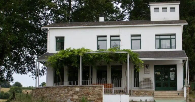 Albergue de la Xunta de Galicia de Barbadelo Camino de Santiago Frances 3 768x403