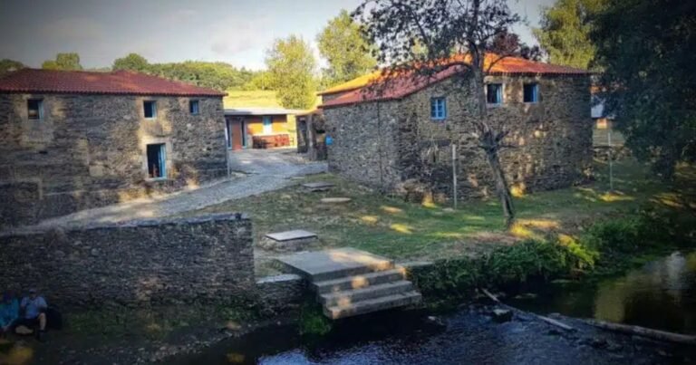 Albergue de la Xunta de Galicia de Ribadiso da Baixo Camino de Santiago Frances 4 768x403