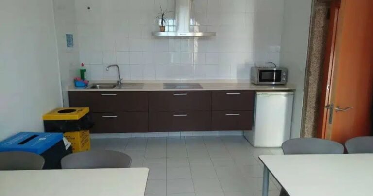 Albergue de la Xunta de Galicia en Santa Irene Camino de Santiago Frances 3 768x403