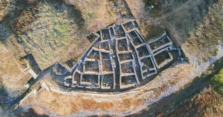 Castro de Castromaior Camino de Santiago Frances 3 768x403