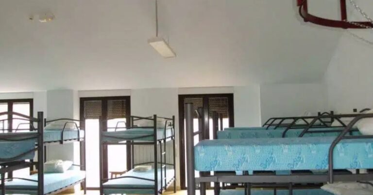 Albergue La Taberna de Ages Camino de Santiago Frances 2 768x403