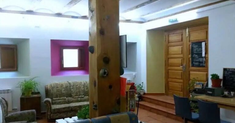 Albergue Municipal El Corro Camino de Santiago Frances 4 768x403