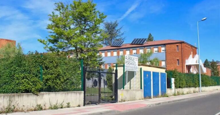 Albergue Don Antonino y Dona Cinia Camino de Santiago Frances 3 768x403