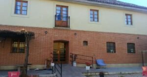 Albergue Municipal de Fromista Camino de Santiago Frances 5 300x158