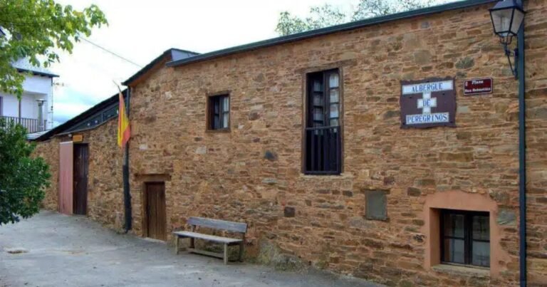 Albergue Municipal de Riego de Ambros Camino de Santiago Frances 768x403