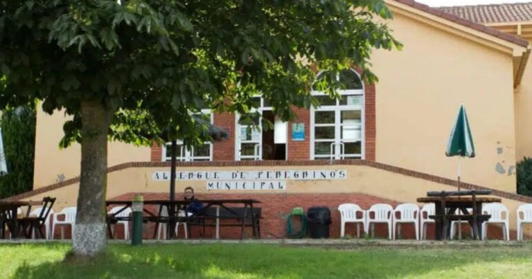 Albergue Municipal de Villadangos del Paramo Camino de Santiago Frances 2 768x403