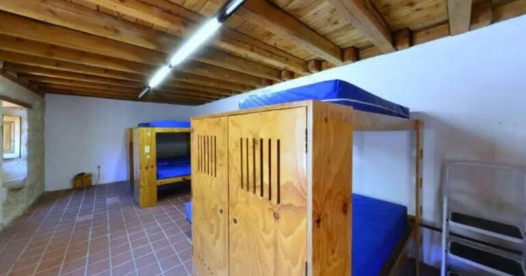 Albergue San Juan Hontanas Camino de Santiago Frances 4 768x403