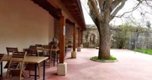Albergue Santa Maria Carrion de los Condes Camino de Santiago Frances 8 300x158