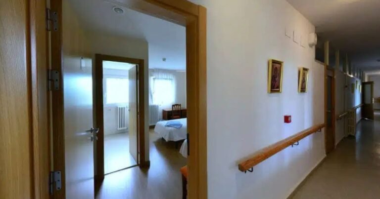 Albergue de las Hermanas Filipenses Camino de Santiago Frances 3 768x403