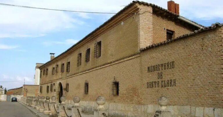 Albergue del Convento de Santa Clara Camino de Santiago Frances 2 768x403