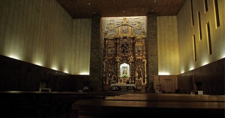 Basilica de la Virgen del Camino Camino de Santiago Frances 4 768x403
