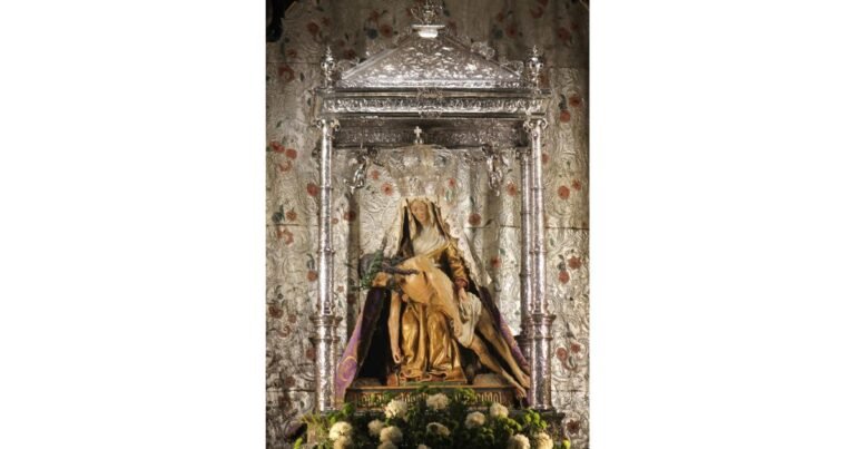 Basilica de la Virgen del Camino Camino de Santiago Frances 6 768x403