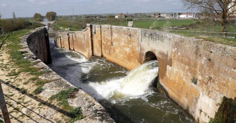 Canal de Castilla Camino de Santiago Frances 7 768x403