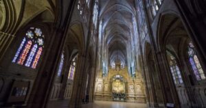 Catedral de Leon Camino de Santiago Frances 11 300x158
