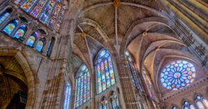 Catedral de Leon Camino de Santiago Frances 9 300x158
