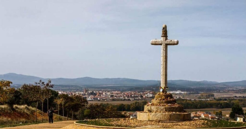 Crucero de Santo Toribio San Justo de la Vega Camino de Santiago Frances 1024x538
