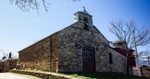 Ermita San Sebastian Riego de Ambros Camino de Santiago Frances 3 300x158