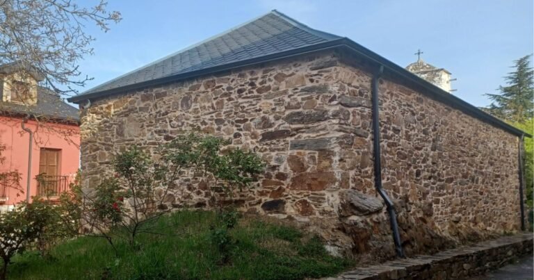 Ermita San Sebastian Riego de Ambros Camino de Santiago Frances 5 768x403