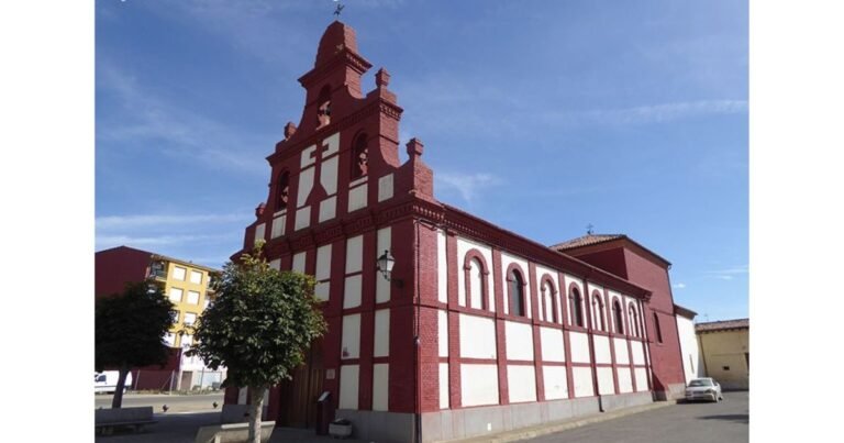 Ermita de Nuestra Senora de Gracia Mansilla de las Mulas Camino de Santiago Frances 3 768x403