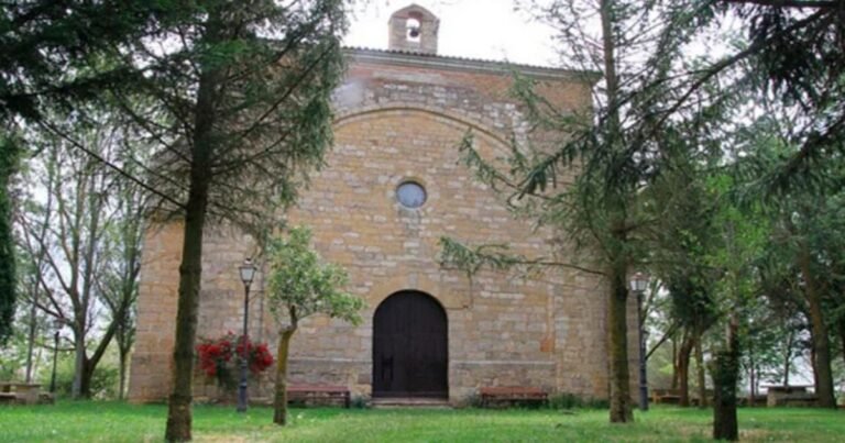 Ermita de Nuestra Senora del Otero Camino de Santiago Frances 768x403