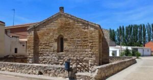Ermita de Nuestra Senora del Socorro Poblacion de Campos Camino de Santiago Frances 300x158